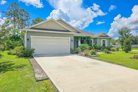 House in Palm Coast, Florida 4 bedrooms, 217.21 sq.m. № 1911273 - photo 3