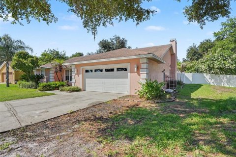 Casa en venta en Lakeland, Florida, 4 dormitorios, 211.45 m2 № 2216843 - foto 3