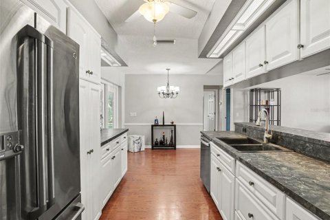 Casa en venta en Lakeland, Florida, 4 dormitorios, 211.45 m2 № 2216843 - foto 11
