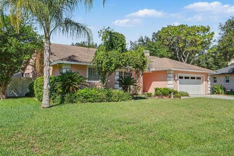 Casa en venta en Lakeland, Florida, 4 dormitorios, 211.45 m2 № 2216843 - foto 2