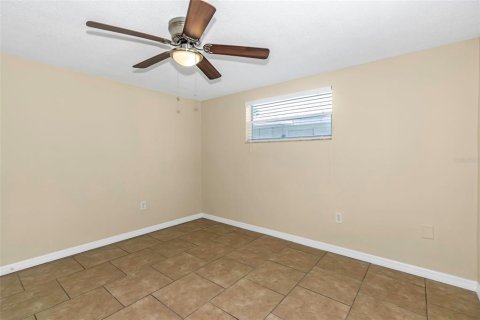 Casa en venta en New Port Richey, Florida, 3 dormitorios, 110.37 m2 № 1873634 - foto 12