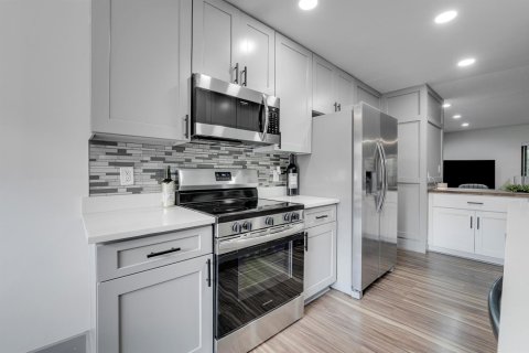 Touwnhouse à vendre à Boca Raton, Floride: 2 chambres, 132.48 m2 № 2175351 - photo 4