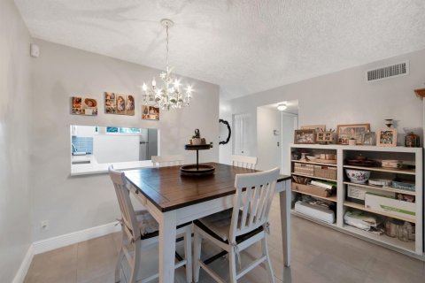 Copropriété à vendre à Lake Worth, Floride: 2 chambres, 83.05 m2 № 2251431 - photo 7