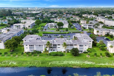 Copropriété à vendre à Lake Worth, Floride: 2 chambres, 83.05 m2 № 2251431 - photo 24
