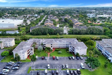 Copropriété à vendre à Lake Worth, Floride: 2 chambres, 83.05 m2 № 2251431 - photo 19