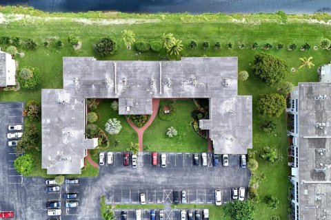 Copropriété à vendre à Lake Worth, Floride: 2 chambres, 83.05 m2 № 2251431 - photo 23
