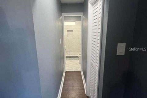 Villa ou maison à louer à Tampa, Floride: 2 chambres, 73.76 m2 № 2295317 - photo 11