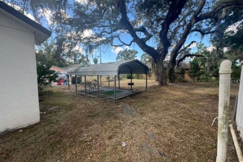 Villa ou maison à louer à Tampa, Floride: 2 chambres, 73.76 m2 № 2295317 - photo 12
