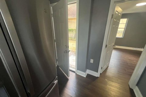 Villa ou maison à louer à Tampa, Floride: 2 chambres, 73.76 m2 № 2295317 - photo 9