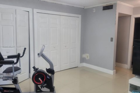 Condo in Miami, Florida, 3 bedrooms  № 1770573 - photo 14