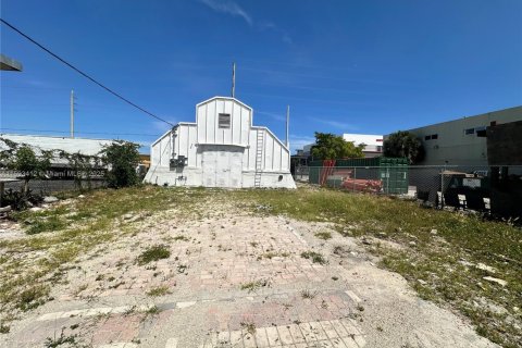 Купить коммерческую недвижимость в Холливуд, Флорида № 1961737 - фото 12