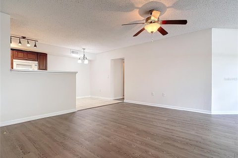 Condo in Fort Myers, Florida, 3 bedrooms  № 1620408 - photo 3