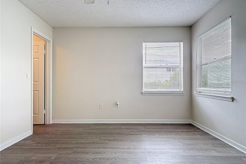 Condo in Fort Myers, Florida, 3 bedrooms  № 1620408 - photo 28