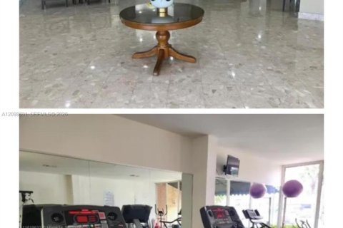 Condo in Hallandale Beach, Florida, 1 bedroom  № 2399676 - photo 18