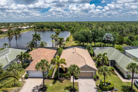 House in Punta Gorda, Florida 2 bedrooms, 157 sq.m. № 2115200