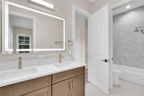 Casa en venta en Saint Petersburg, Florida, 4 dormitorios, 277.22 m2 № 1197003 - foto 18