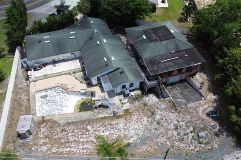 House in Altamonte Springs, Florida 4 bedrooms, 789.67 sq.m. № 1663185 - photo 5