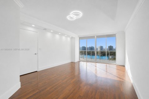 Copropriété à vendre à Aventura, Floride: 2 chambres, 135.64 m2 № 2272676 - photo 6