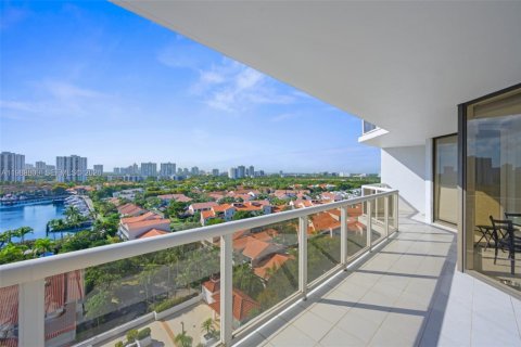 Copropriété à vendre à Aventura, Floride: 2 chambres, 135.64 m2 № 2272676 - photo 5