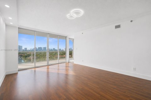 Copropriété à vendre à Aventura, Floride: 2 chambres, 135.64 m2 № 2272676 - photo 12