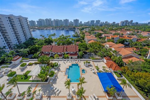 Copropriété à vendre à Aventura, Floride: 2 chambres, 135.64 m2 № 2272676 - photo 8