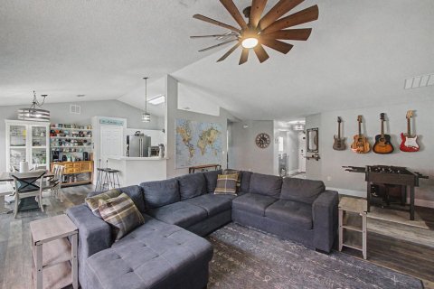 Villa ou maison à vendre à Port St. Lucie, Floride: 3 chambres, 189.06 m2 № 2260784 - photo 3