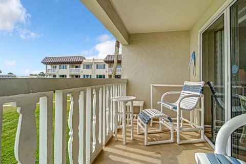Condominio en alquiler en New Smyrna Beach, Florida, 2 dormitorios, 97.08 m2 № 1564643 - foto 1