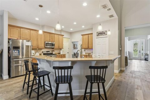House in Clermont, Florida 4 bedrooms, 321.35 sq.m. № 2122227 - photo 9