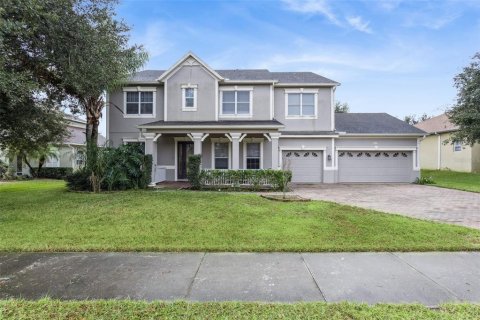 House in Clermont, Florida 4 bedrooms, 321.35 sq.m. № 2122227