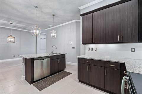Adosado en venta en Ormond Beach, Florida, 3 dormitorios, 195.19 m2 № 2155498 - foto 17