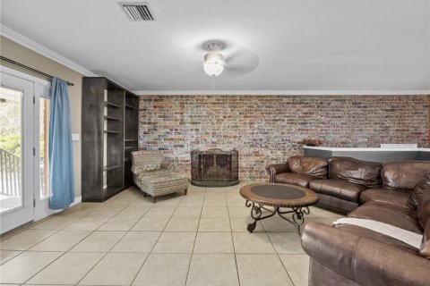 House in Tavares, Florida 4 bedrooms, 301 sq.m. № 1517140 - photo 7