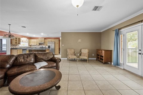House in Tavares, Florida 4 bedrooms, 301 sq.m. № 1517140 - photo 8
