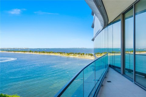 Condo in Miami, Florida, 2 bedrooms № 2256599