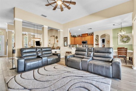 Villa ou maison à louer à Orlando, Floride: 3 chambres, 222.5 m2 № 1873523 - photo 12