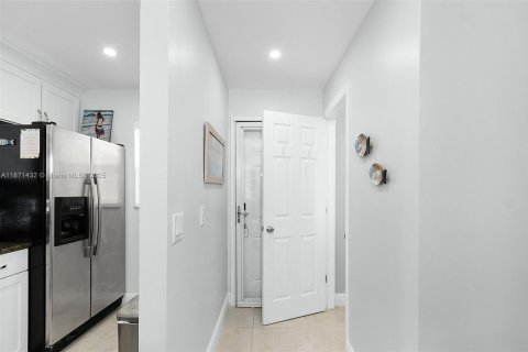 Adosado en alquiler en Jensen Beach, Florida, 2 dormitorios, 117.99 m2 № 2059787 - foto 5