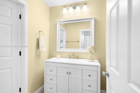 Adosado en alquiler en Jensen Beach, Florida, 2 dormitorios, 117.99 m2 № 2059787 - foto 26