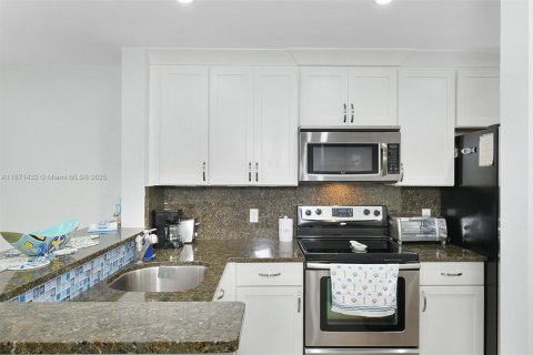 Adosado en alquiler en Jensen Beach, Florida, 2 dormitorios, 117.99 m2 № 2059787 - foto 7