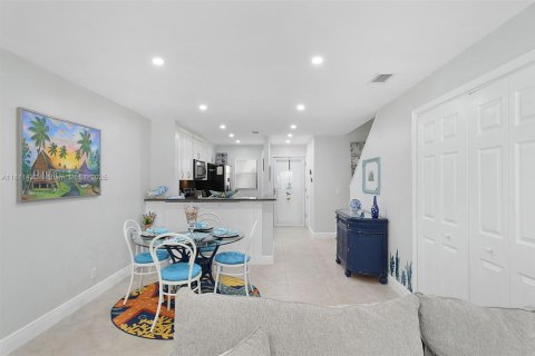 Adosado en alquiler en Jensen Beach, Florida, 2 dormitorios, 117.99 m2 № 2059787 - foto 21