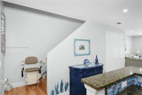 Adosado en alquiler en Jensen Beach, Florida, 2 dormitorios, 117.99 m2 № 2059787 - foto 10