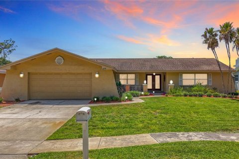 Casa en Seminole, Florida 3 dormitorios, 184.88 m2 № 2105324
