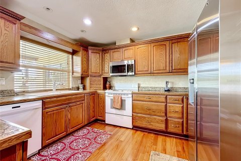 House in Seminole, Florida 3 bedrooms, 184.88 sq.m. № 2105324 - photo 18