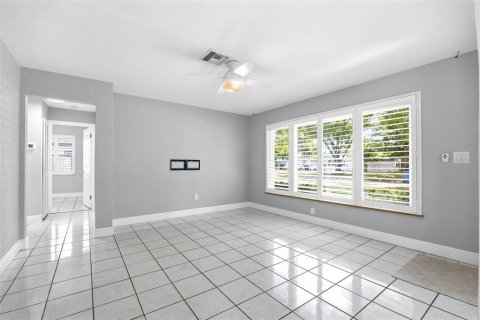 Villa ou maison à vendre à Saint Petersburg, Floride: 2 chambres, 86.31 m2 № 2148044 - photo 10