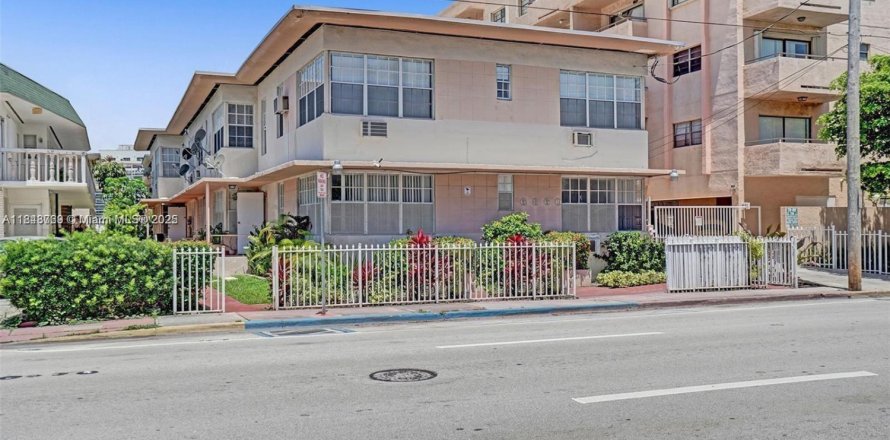 Casa en Miami Beach, Florida 1 dormitorio, 69.68 m2 № 1850456