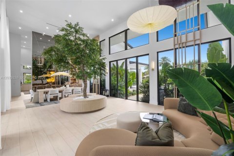 Casa en venta en Davie, Florida, 6 dormitorios, 605.44 m2 № 2077963 - foto 9