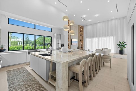 Casa en venta en Davie, Florida, 6 dormitorios, 605.44 m2 № 2077963 - foto 14