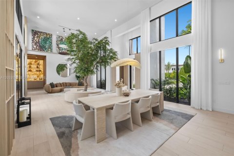 Casa en venta en Davie, Florida, 6 dormitorios, 605.44 m2 № 2077963 - foto 12