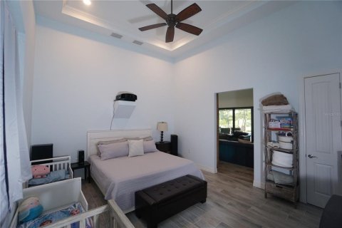 Casa en venta en Punta Gorda, Florida, 4 dormitorios, 243.03 m2 № 1900233 - foto 19