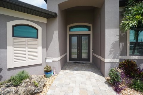 Casa en venta en Punta Gorda, Florida, 4 dormitorios, 243.03 m2 № 1900233 - foto 5