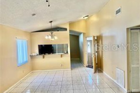 Снять в аренду виллу или дом в Орландо, Флорида 7 комнат, 107.3м2, № 1789324 - фото 3