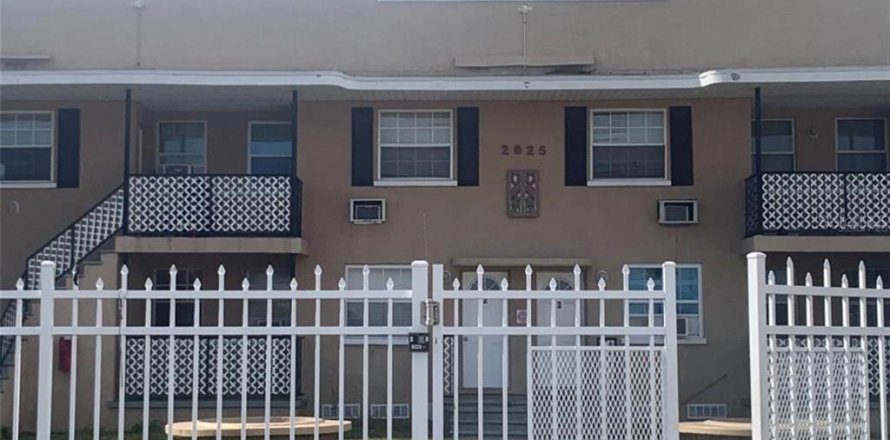 Apartamento en Saint Petersburg, Florida 1 dormitorio, 46.45 m2 № 1815067